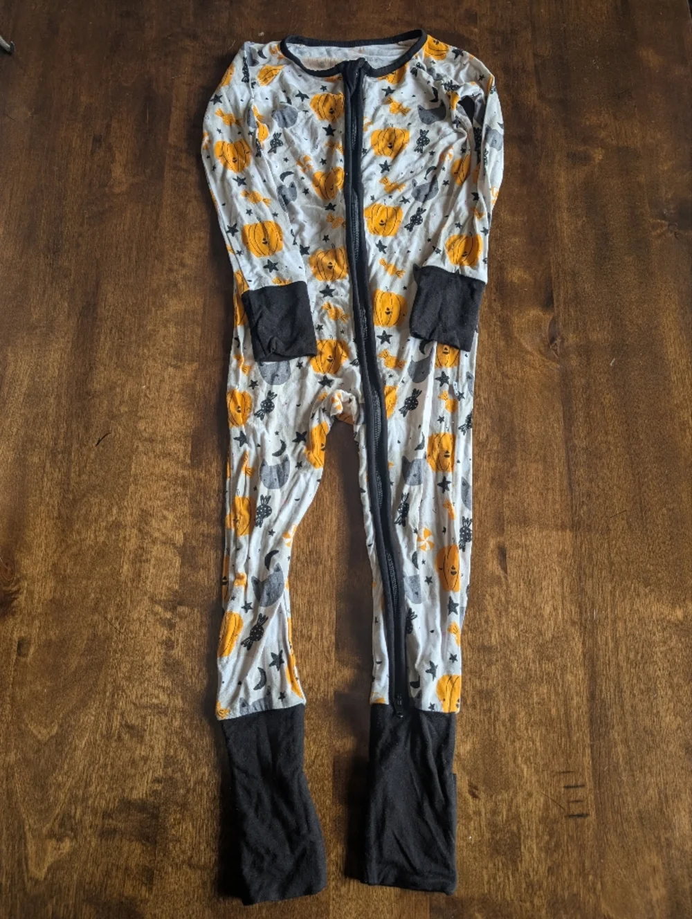 Little Sleepies " Boo Crew" Convertible Zippy/ 2T - Picture 2 of 5